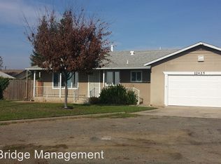 12425 Riverside Ave, Waterford, CA 95386