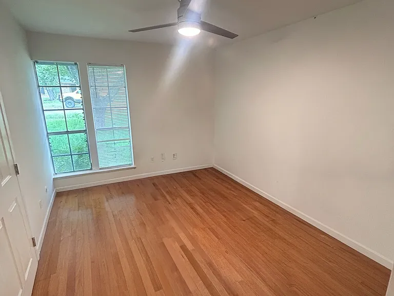 1502 Norseman Ter — Photo 12