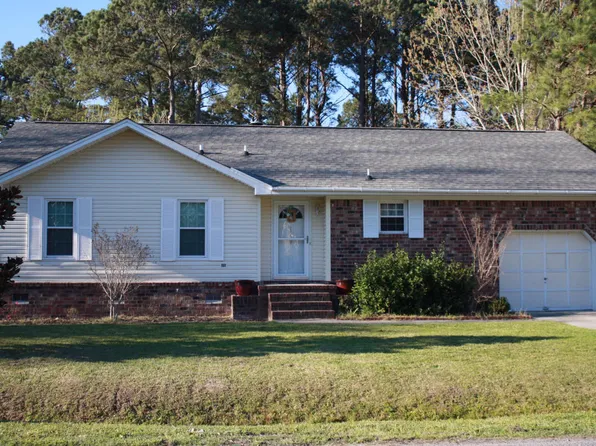 1528 Wakendaw Rd, Mount Pleasant, SC 29464