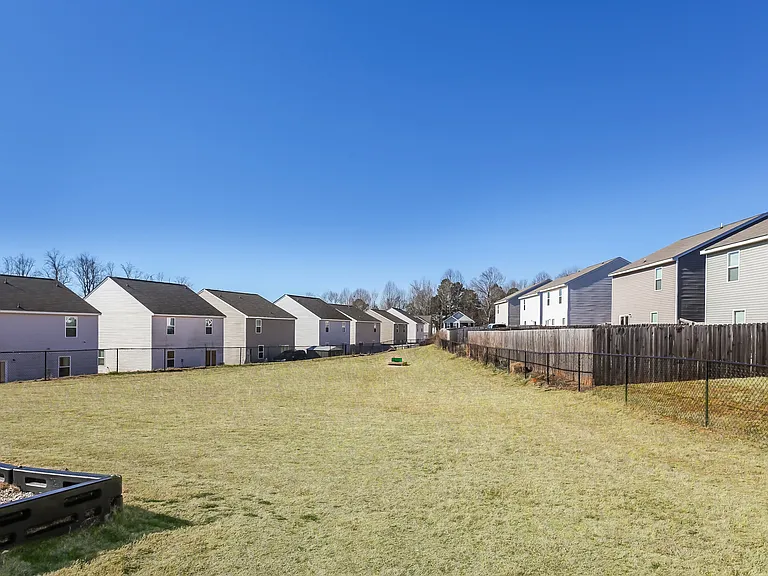 2139 Southlea Dr — Photo 18