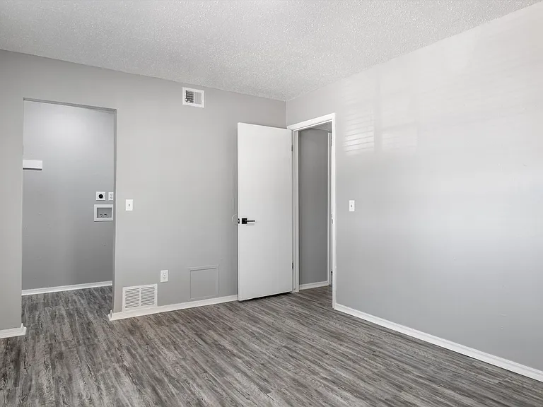 Castle Tower Apartments | Renovated Homes in Northwest Oklahoma City — Photo 17
