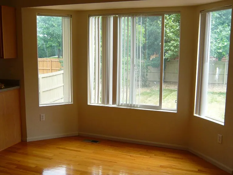 5859 Canyon Way — Photo 3