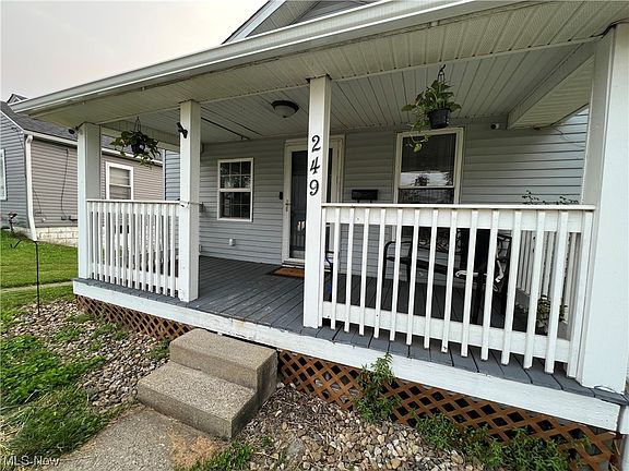 3rd image of 249 Schaum Ave