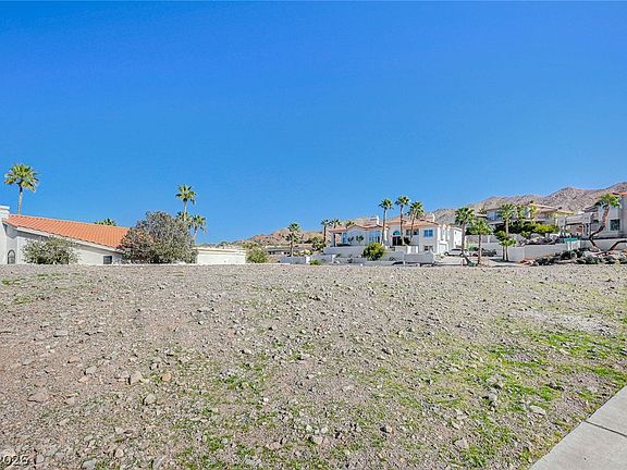4th image of 105 Red Rock Rd