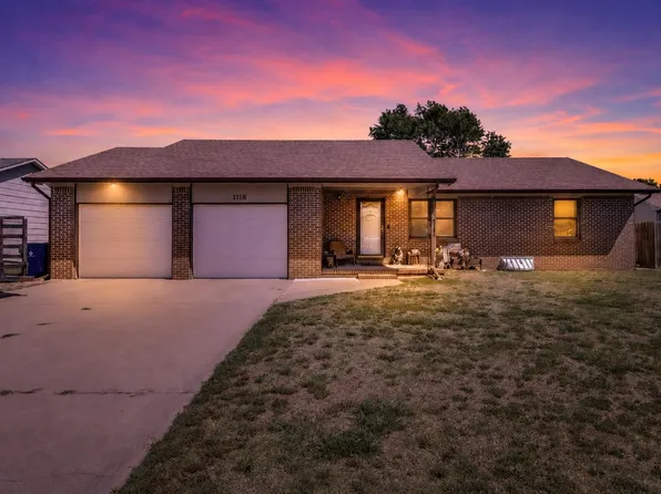 1118 E 6th St, Douglass, KS 67039