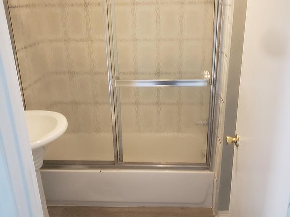 4th image of 16800 S Western Ave #2