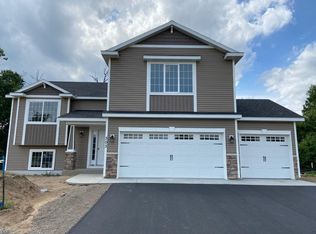 303 29th Ave SE, Saint Cloud, MN 56304