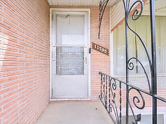 3rd image of 11705 81st St NW