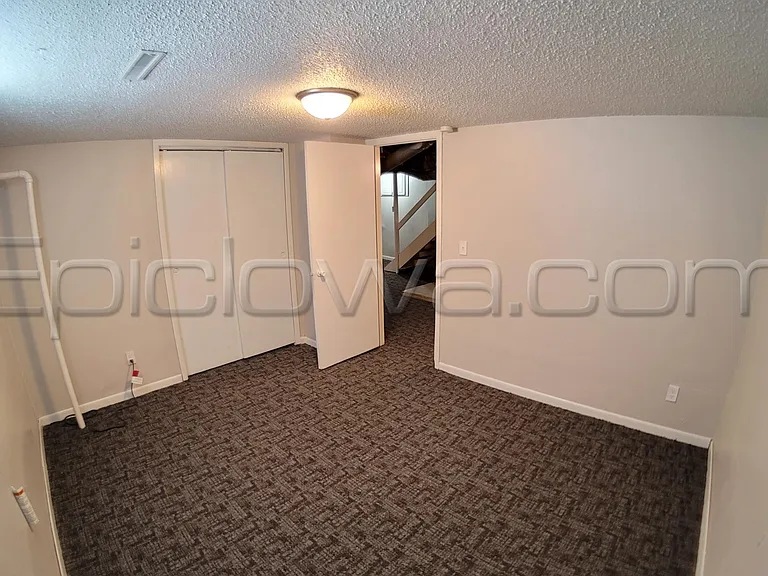 1112 Maplewood Dr NE — Photo 15