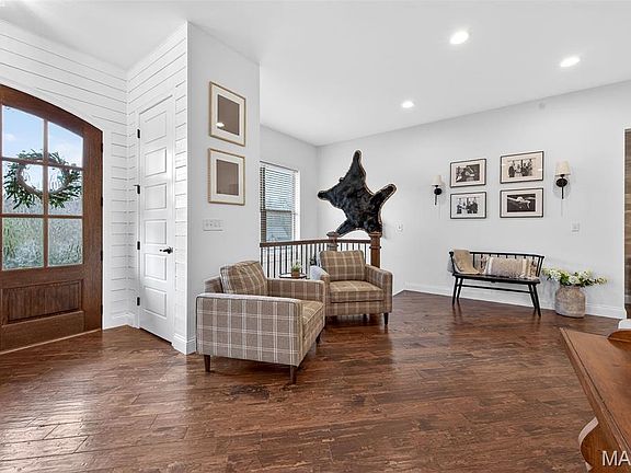 5th image of 24552 Ivy Ct
