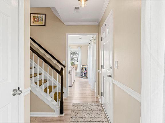 4th image of 3500 Limber Ln