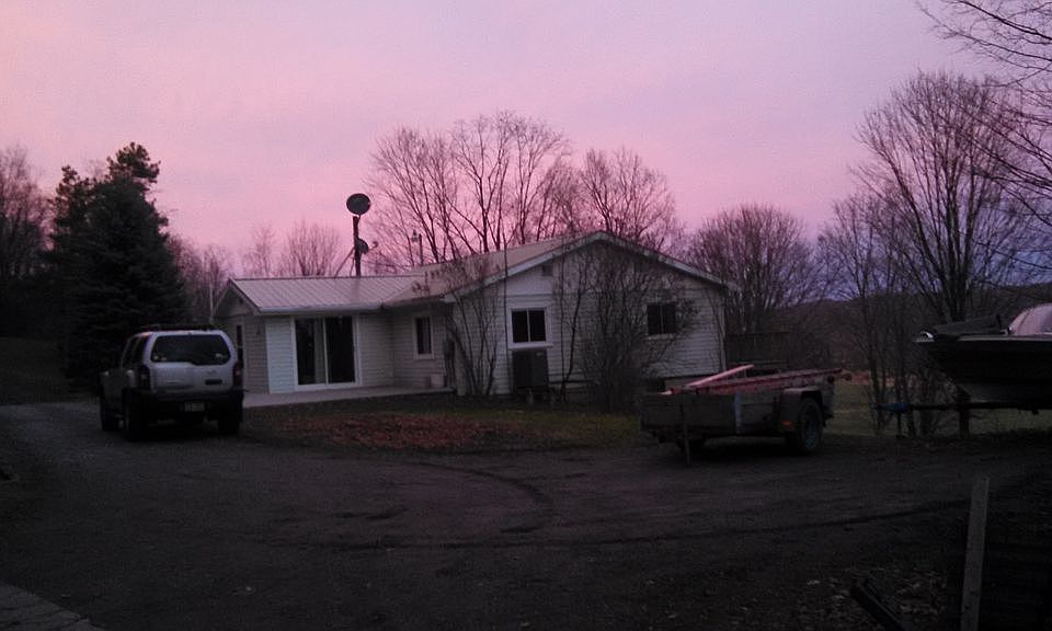2nd image of 1620 State Route 19