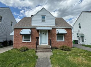 13215 Grannis Rd, Garfield Heights, OH 44125