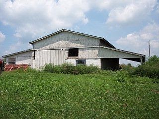 2nd image of 2172 College Hill Rd
