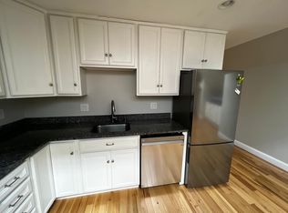 104 Falmouth Rd #A, Falmouth, ME 04105