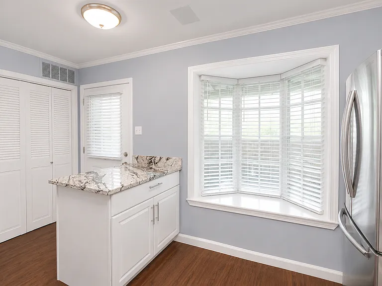 2801 Foxcroft Rd #12 — Photo 7