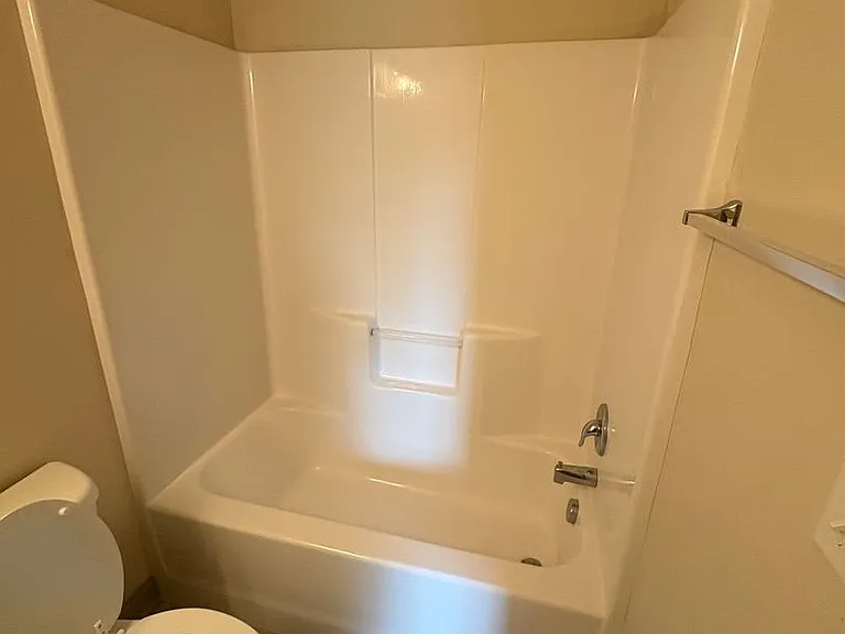 110 Audley Ct — Photo 40