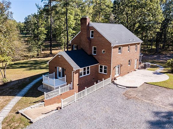 3rd image of 11411 Cedar Ln