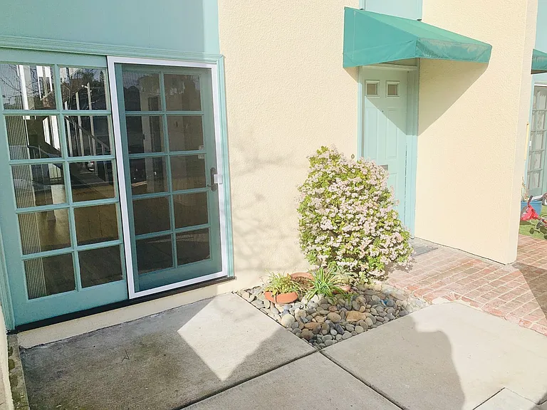 5152 Dawes St — Photo 2