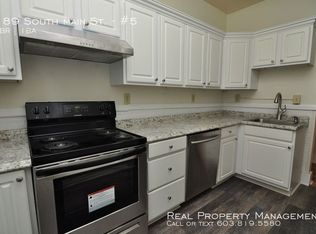 189 S Main St APT 5, Rochester, NH 03867
