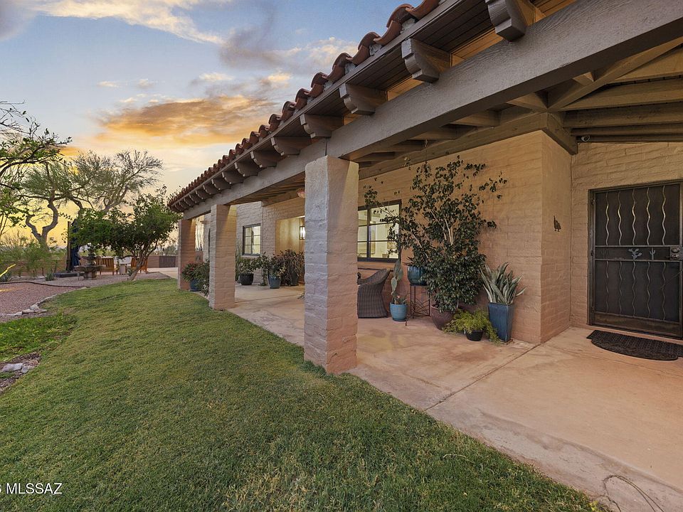 1st image of 5091 N Camino De La Cumbre