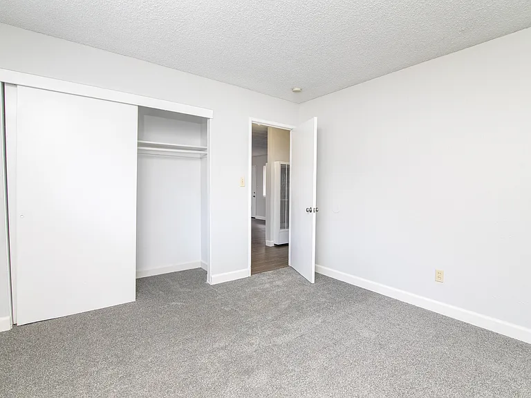 10242 S White Rock Rd-13_11132025