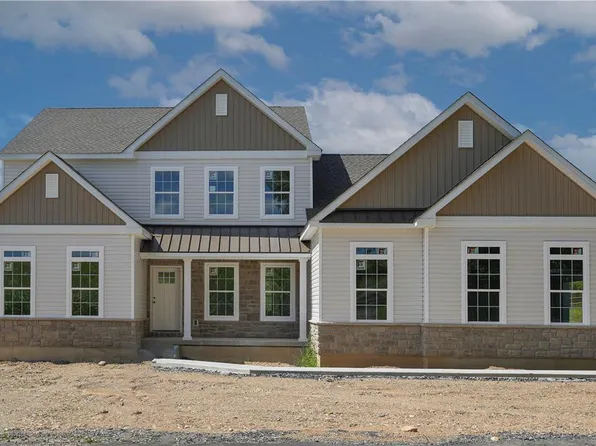4390 Maple St #8A, Schnecksville, PA 18078