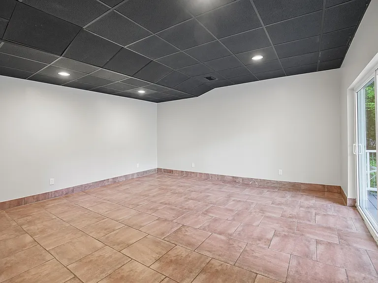 6351 Sea Haven Dr — Photo 33