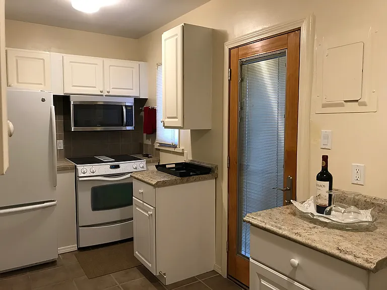 1201 Don Diego Ave — Photo 19