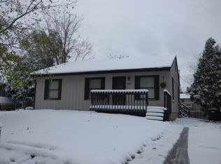 2620 Baldwin Rd, McHenry, IL 60050