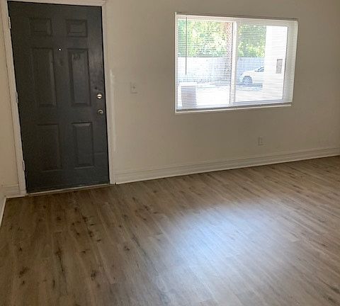 3rd image of 1625 Espanola Ave APT 104