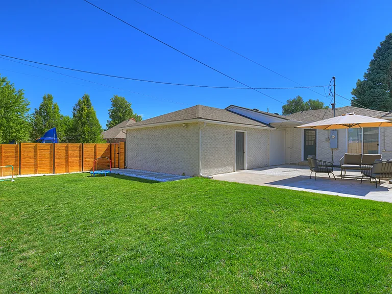 2695 Kearney St — Photo 31