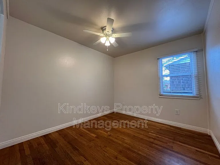 5046.5 Muir Ave — Photo 11