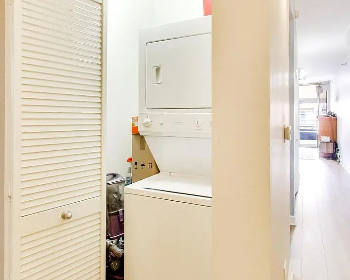 1200 W Monroe St #315 — Photo 10