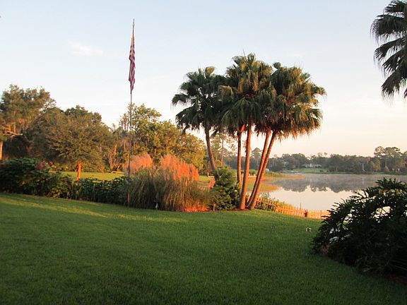 2nd image of 816 Lake Dr