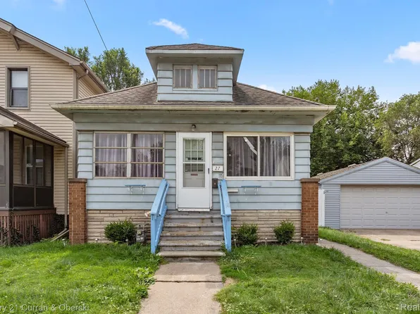 27 Knox St, Ecorse, MI 48229