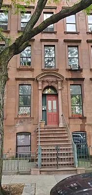 Rented by Brown Harris Stevens | media 18