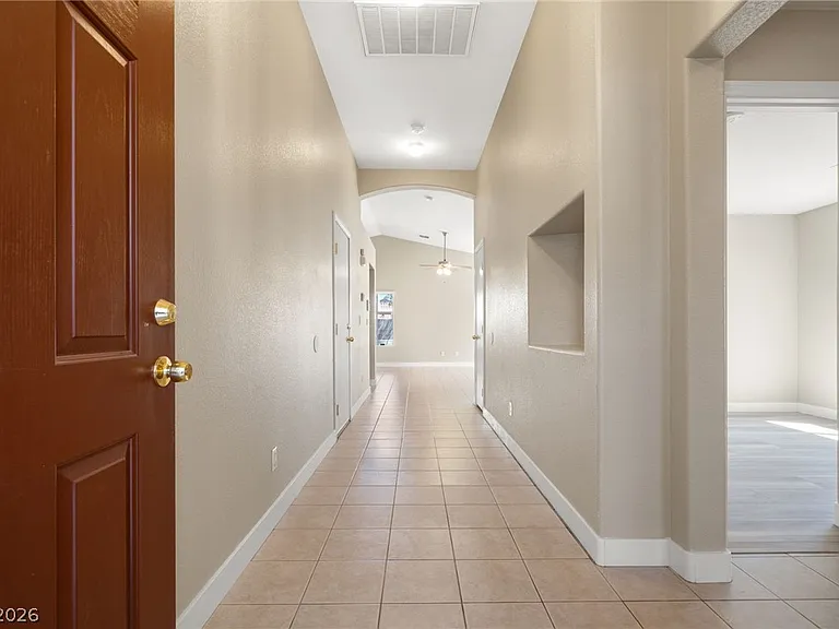 6012 Soft Springs Ave — Photo 3