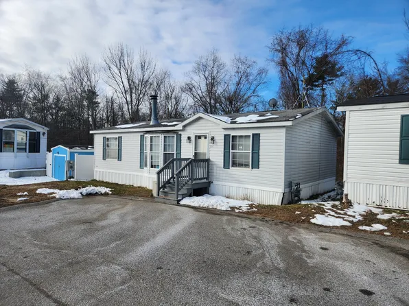 22-22C Alpine St, Rockland, MA 02370