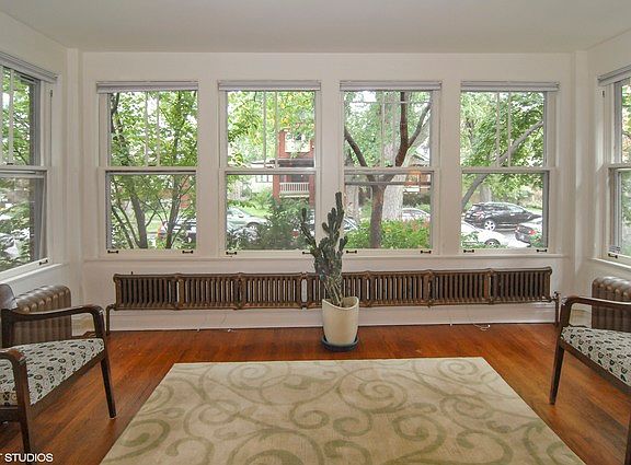 5th image of 4445 N Richmond St