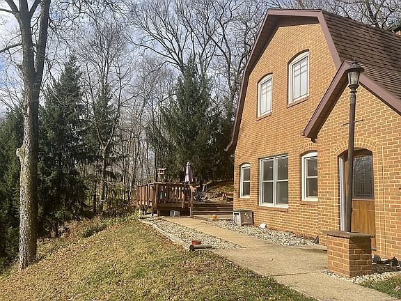 4th image of 14901-2965 East St