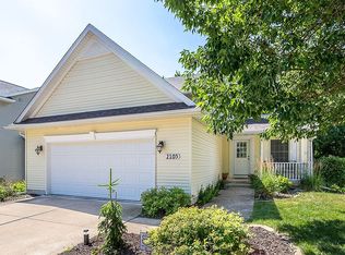2105 W 57th St, Davenport, IA 52806