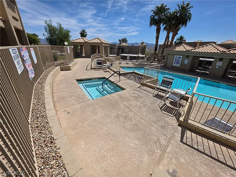2200 Highpointe Dr #201 — Photo 23