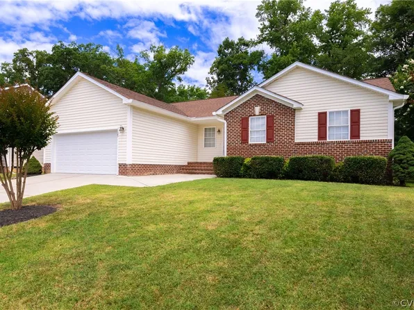 125 Briarcliffe Ct, Colonial Heights, VA 23834
