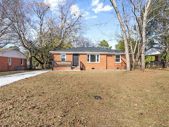3rd image of 4818 Cottonwood Dr