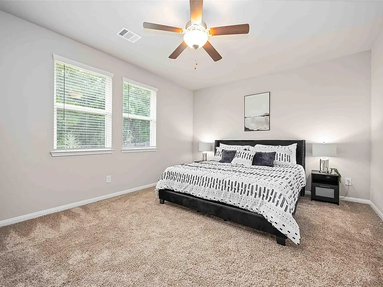 7047 Silverleaf Oak St — Photo 16