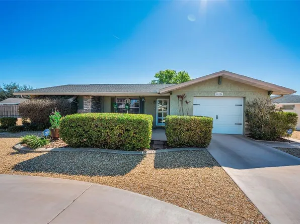 10126 Hoop Ct, Port Richey, FL 34668