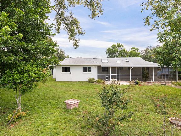 5th image of 8422 Singapore Ct