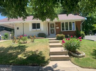 1305 Crisfield Dr, Oxon Hill, MD 20745