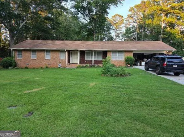 1446 Smithson Dr, Lithonia, GA 30058